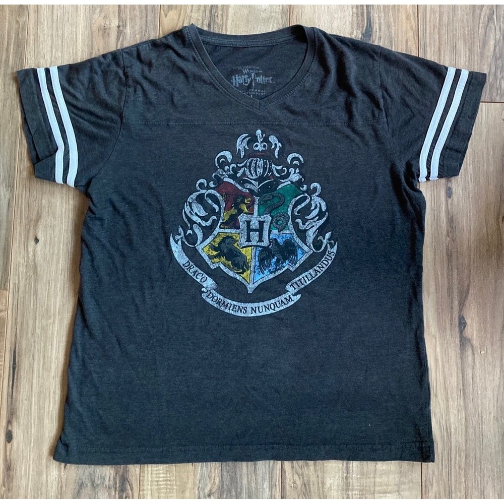 Harry Potter Women's Gray Football Tee T-shirt Knit Top Hogwarts Crest Sz Large